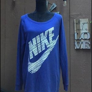 women’s oversized sweatshirt